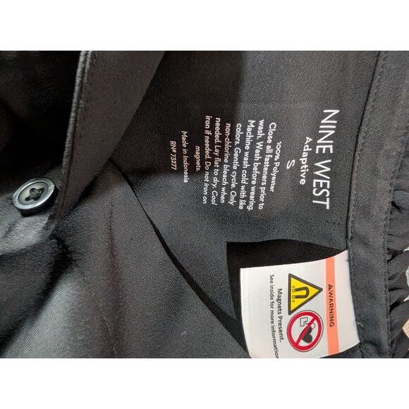 Nine West Womens Adaptive Magnetic Snap Blouse Sz S Black Ruffle Puff Sleeve - Picture 5 of 5